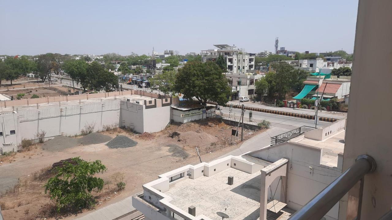Hotel Hariram Tower Wardha Exterior foto